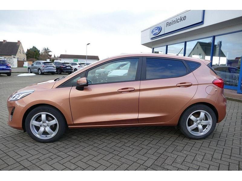 Gebraucht Ford Fiesta Cool & Connect 86 PS (63 kW) 2018 Braun Kleinwagen