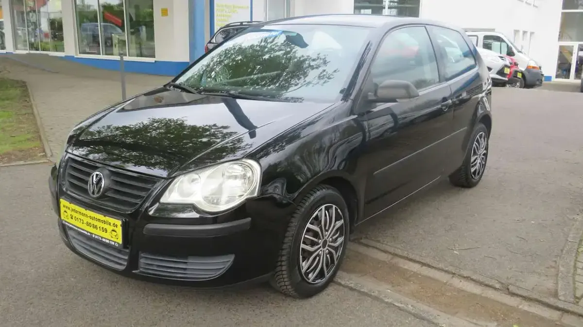Gebraucht VW Polo 60 PS (44 kW) 2009 Schwarz Kleinwagen
