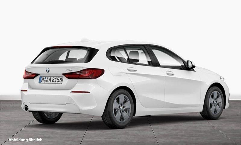 Gebraucht BMW 118 Advantage 136 PS (100 kW) 2022 Alpinweiß uni Kleinwagen
