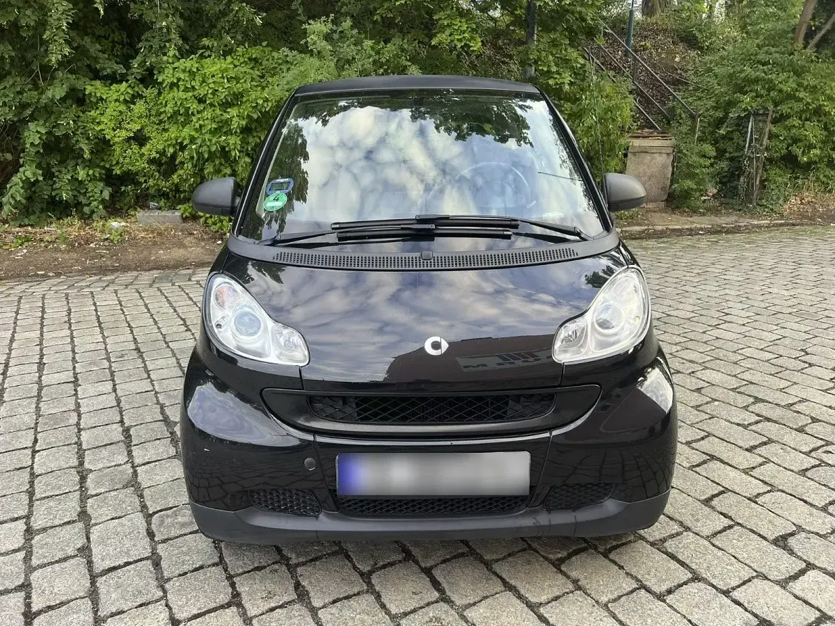 Gebraucht Smart ForTwo Coupé 61 PS (44 kW) 2011 Schwarz Coupé