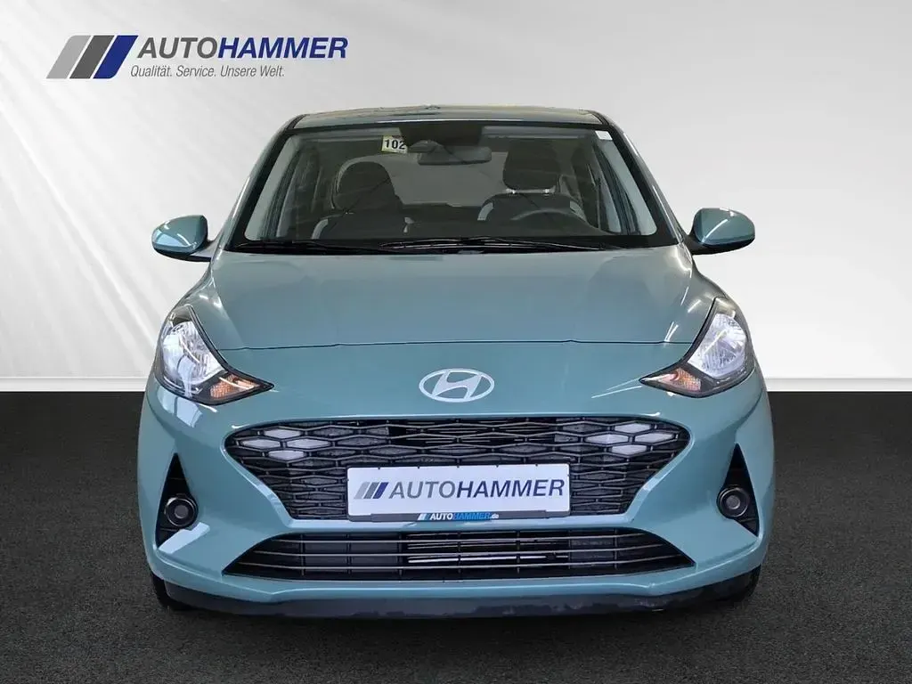 Gebraucht Hyundai i10 Select 63 PS (46 kW) 2025 Grün Kleinwagen