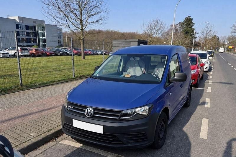 Gebraucht VW Caddy Beach 110 PS (80 kW) 2016 Blau Van / Kleinbus