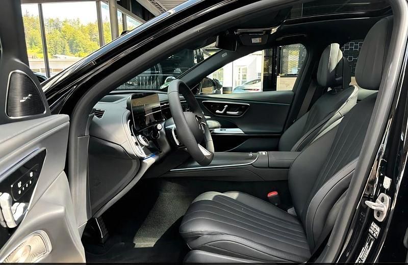 Gebraucht Mercedes E450 AMG 367 PS (269 kW) 2024 Schwarz Limousine