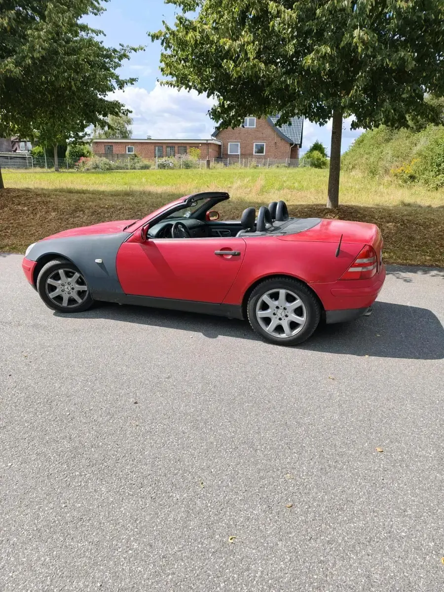 Gebraucht Mercedes SLK230 197 PS (144 kW) 1997 Rot Cabrio