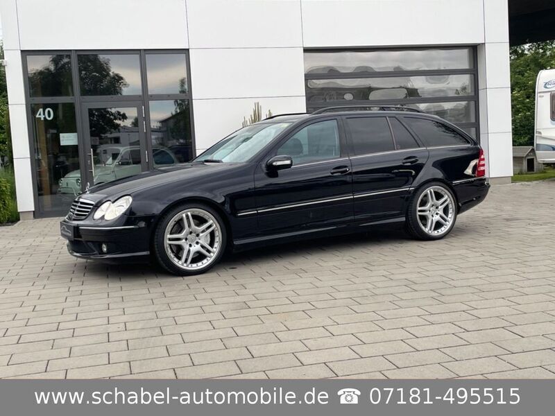 Diamantschwarz (metallic) Gebraucht 2004 Mercedes C55 AMG AMG Kombi | 29.900 € - Bild 1/4