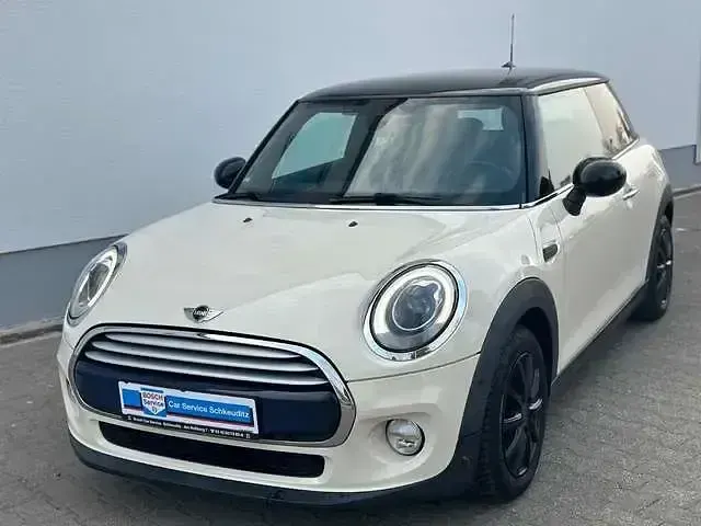 Usata Mini Cooper D 116 CV (85 kW) 2015 Bianco Utilitaria