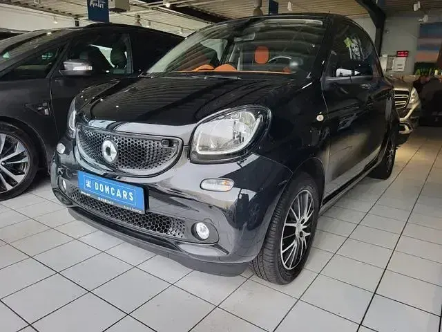 Second-hand Smart ForFour Passion 71 CP (52 kW) 2015 Negru Hatchback
