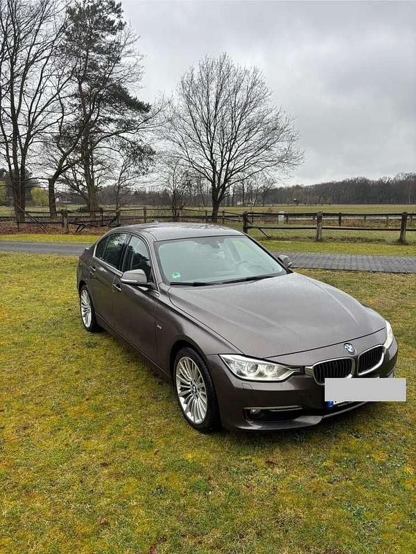 Gebraucht BMW 328 Luxury Line 245 PS (180 kW) 2012 Braun Limousine