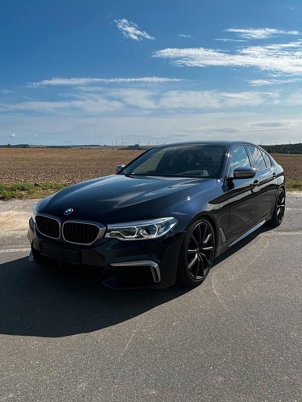 Gebraucht 2019 BMW M550 Comfort Edition Limousine | 45.990 € (Fairer Preis) - Bild 1/4