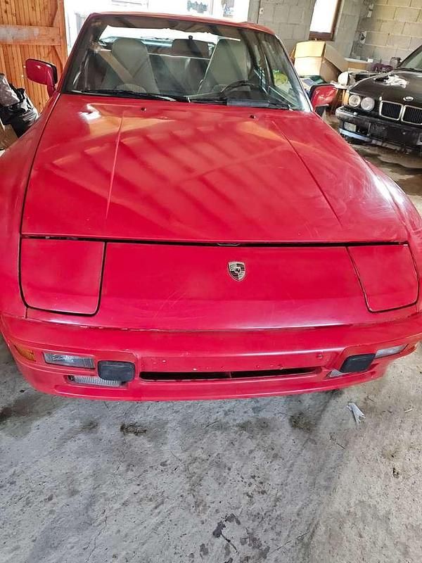 Rot Gebraucht 1986 Porsche 944 Coupé | 15.000 € - Bild 1/4