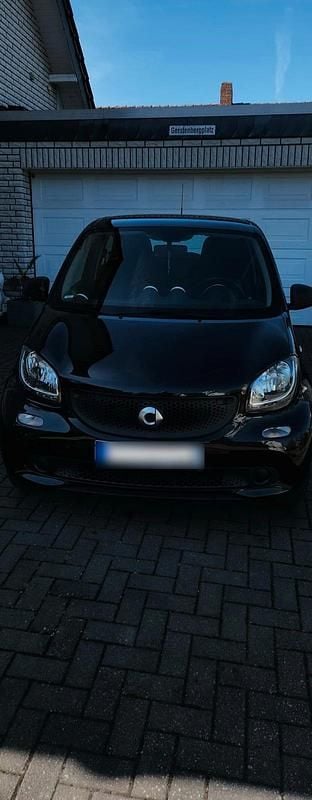 Gebraucht Smart ForFour 70 PS (51 kW) 2016 Schwarz Kleinwagen