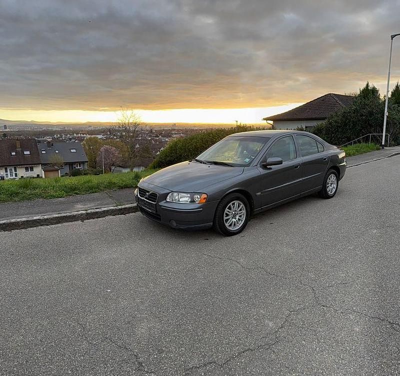 Gebraucht Volvo S60 170 PS (125 kW) 2005 Grau Limousine