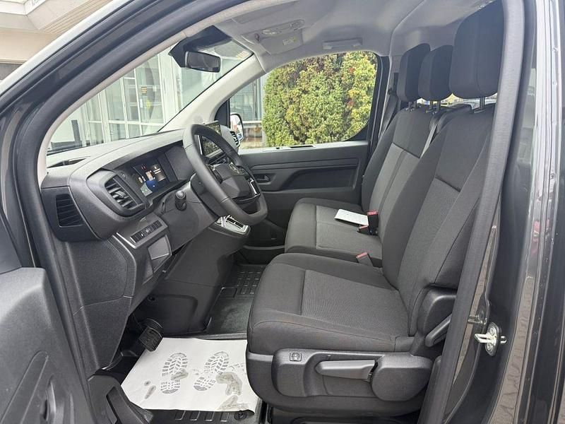 Neu Opel Vivaro 179 PS (131 kW) 2026 Grau Van / Kleinbus