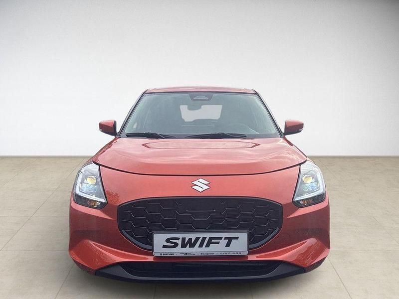 Neu Suzuki Swift Comfort+ 83 PS (61 kW) 2026 Rot Kleinwagen