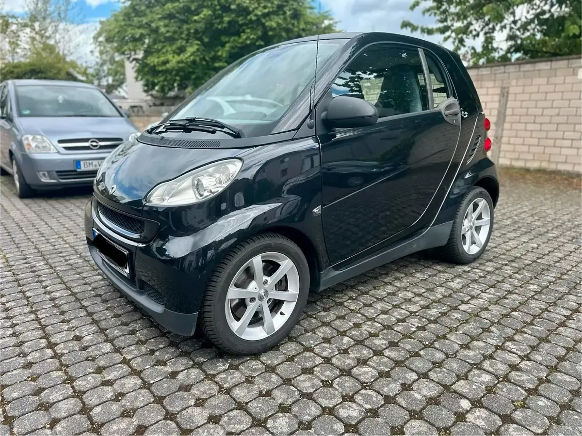 Gebraucht Smart ForTwo Coupé 71 PS (52 kW) 2009 Schwarz Coupé