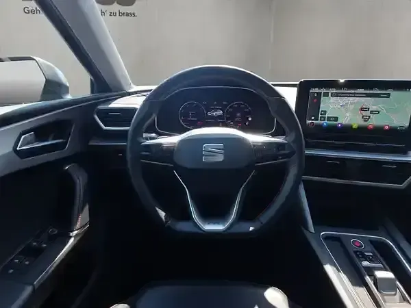 Gebraucht Seat Leon FR 150 PS (110 kW) 2023 Mitternachtsschwarz Limousine