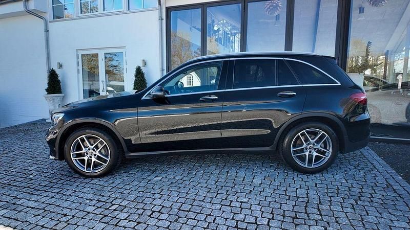 Gebraucht Mercedes GLC350 258 PS (189 kW) 2018 Schwarz SUV