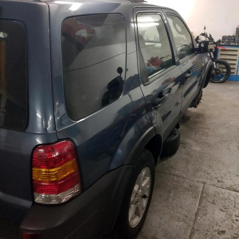 Gebraucht Ford Maverick XLT 150 PS (110 kW) 2004 Blau SUV