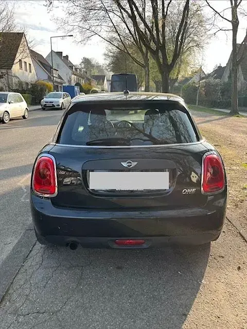 Usata Mini ONE 102 CV (75 kW) 2015 Nero Utilitaria