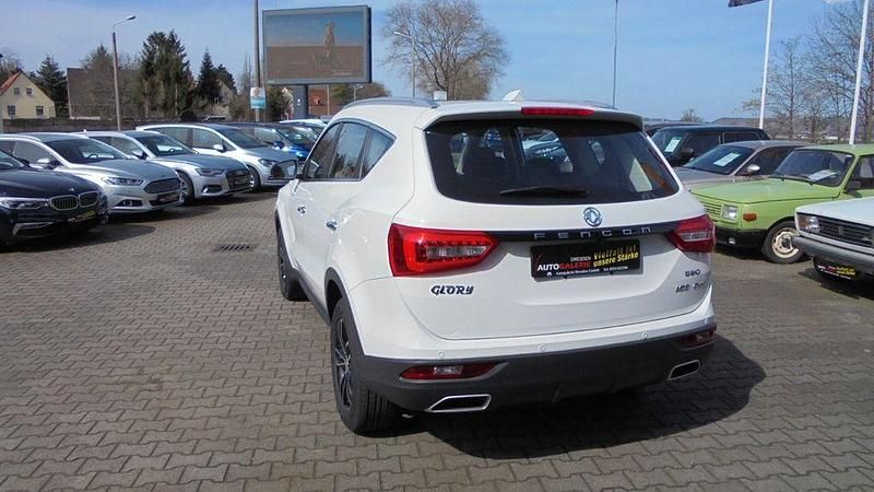 Neu DFSK Fengon 145 PS (106 kW) 2026 Weiß SUV