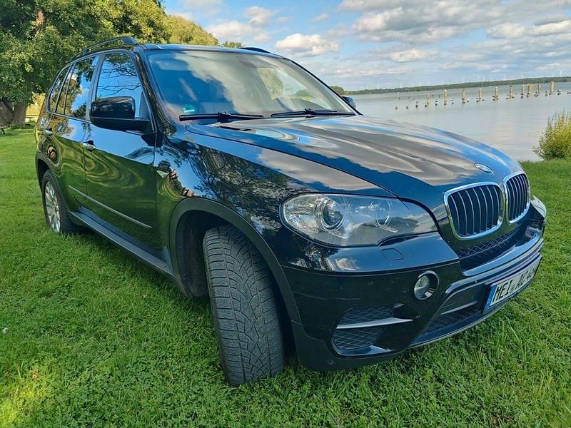 Schwarz Gebraucht 2011 BMW X5 SUV | 10.000 € (Superpreis) - Bild 1/4