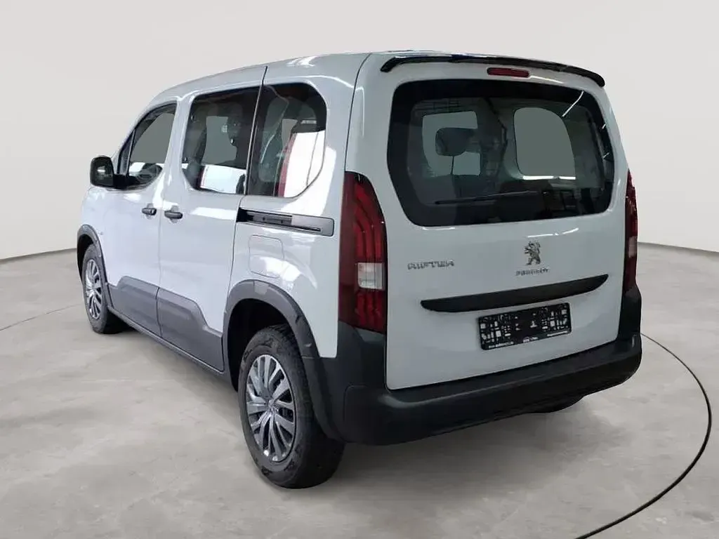 Gebraucht Peugeot Rifter Active 110 PS (80 kW) 2022 Weiß Van / Kleinbus