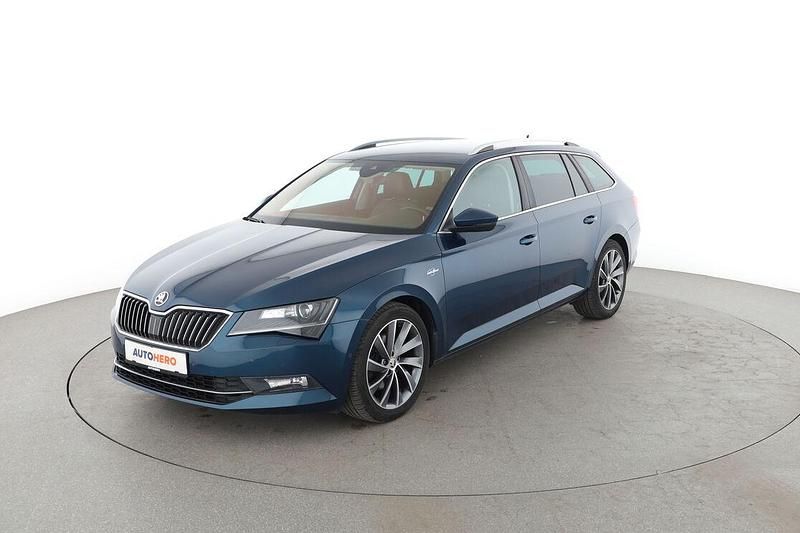 Blau Gebraucht 2017 Skoda Superb LAURIN & KLEMENT Kombi | 21.820 € (Etwas zu teuer) - Bild 1/3