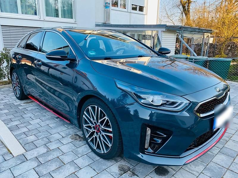Gebraucht Kia ProCeed GT 204 PS (150 kW) 2019 Grau Kombi