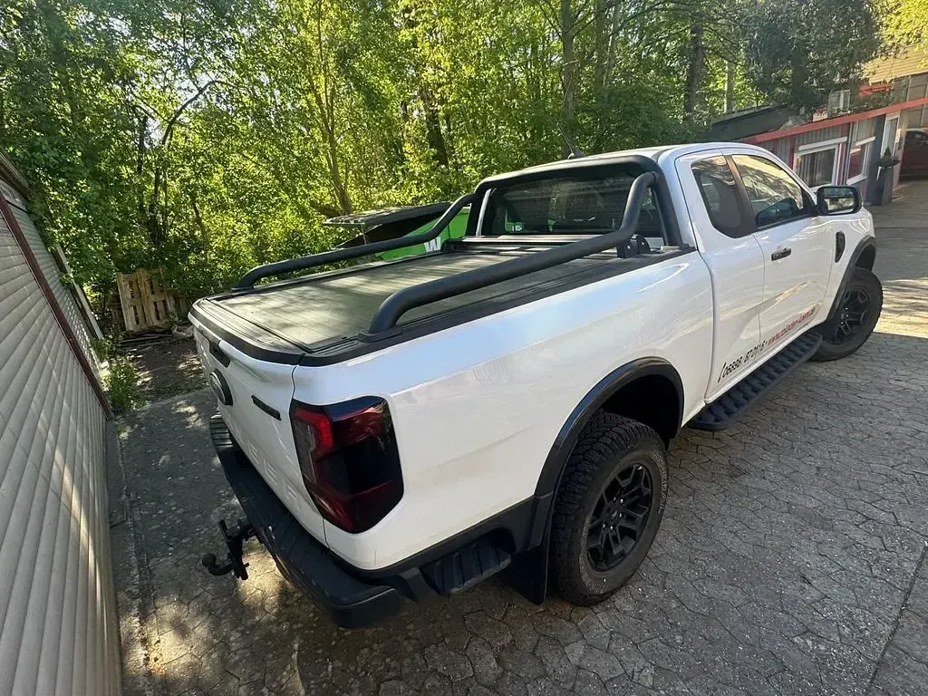 Gebraucht Ford Ranger 204 PS (150 kW) 2024 Weiß Pickup