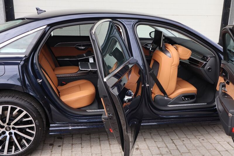 Blau Gebraucht 2023 Audi A8L Sport Limousine | 89.000 € (Fairer Preis) - Bild 1/4