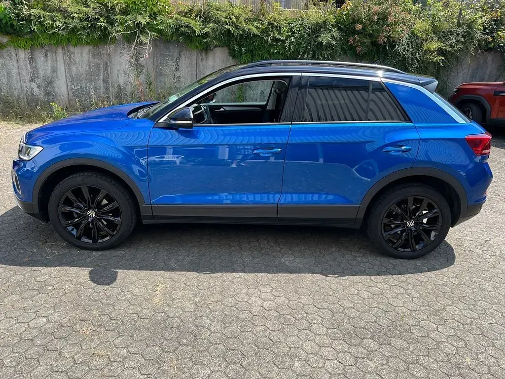 Gebraucht VW T-Roc Life 150 PS (110 kW) 2022 Blau SUV