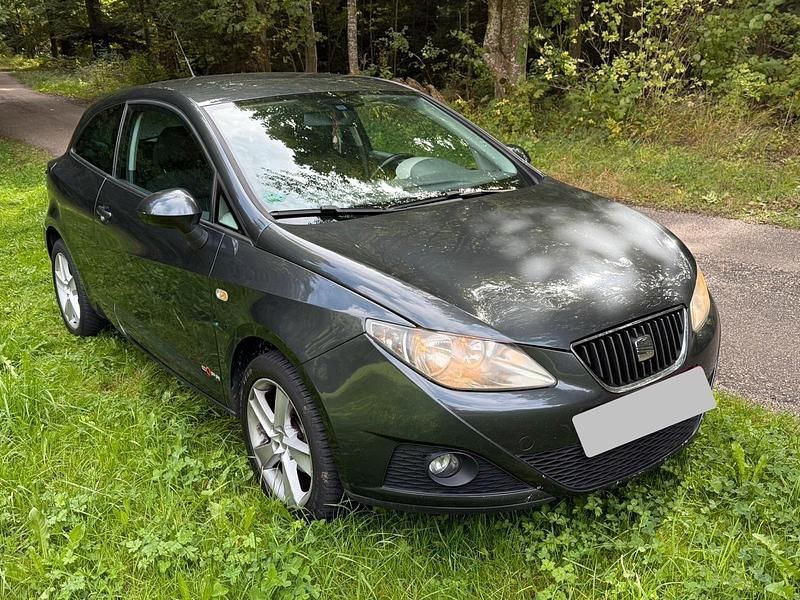 Grau Gebraucht 2011 Seat Ibiza Copa Coupé | 2.899 € (Guter Preis) - Bild 1/4