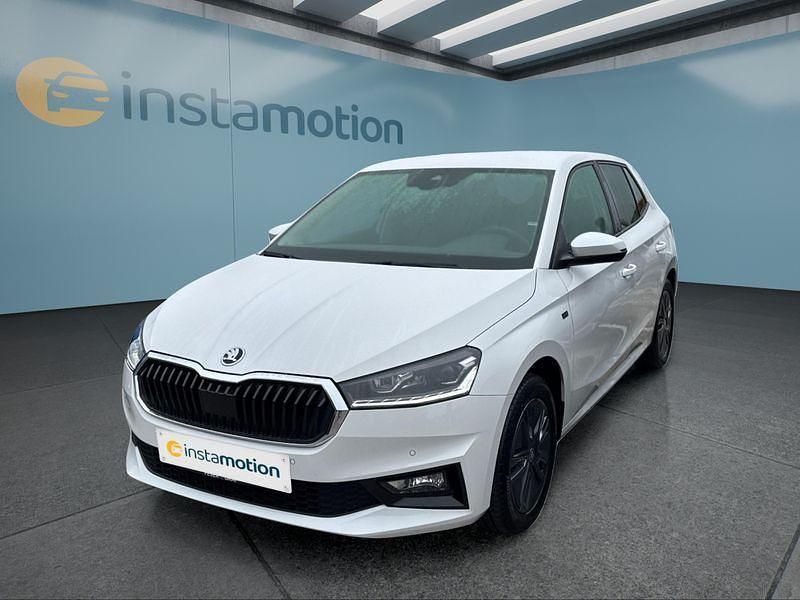 Weiß Gebraucht 2025 Skoda Fabia Kleinwagen | 21.449 € (Etwas zu teuer) - Bild 1/4