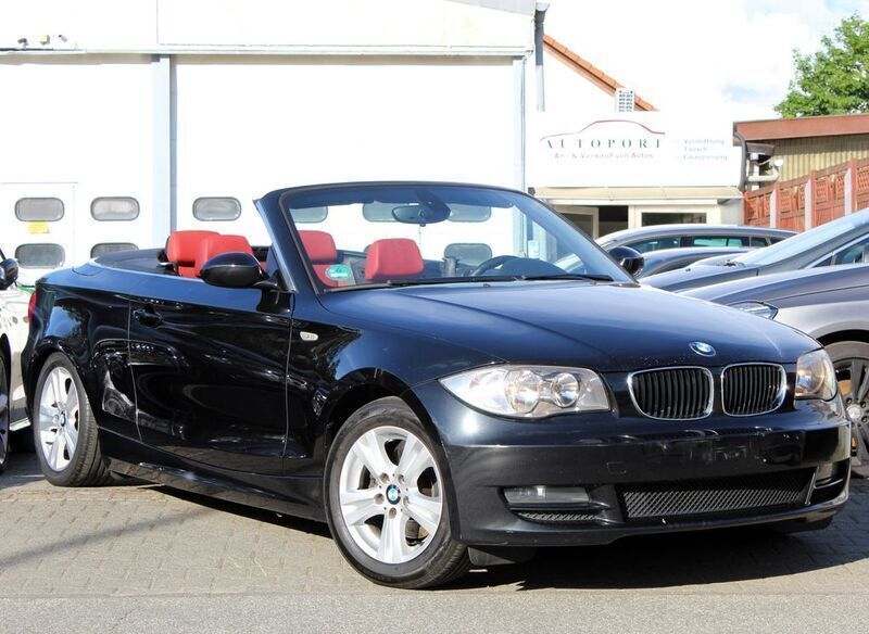 Gebraucht BMW 120 Cabriolet Sport Line 170 PS (125 kW) 2009 Schwarz Cabrio