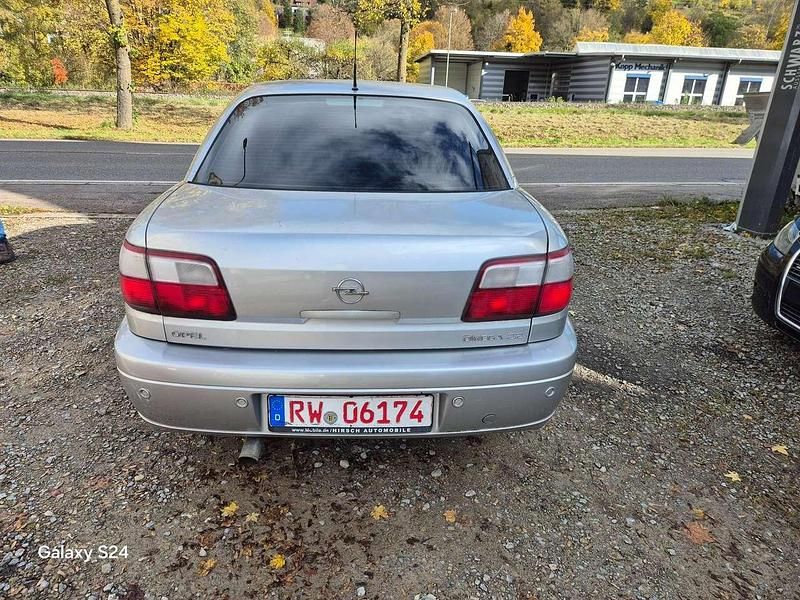 Gebraucht Opel Omega Elegance 144 PS (105 kW) 2001 Silber Limousine
