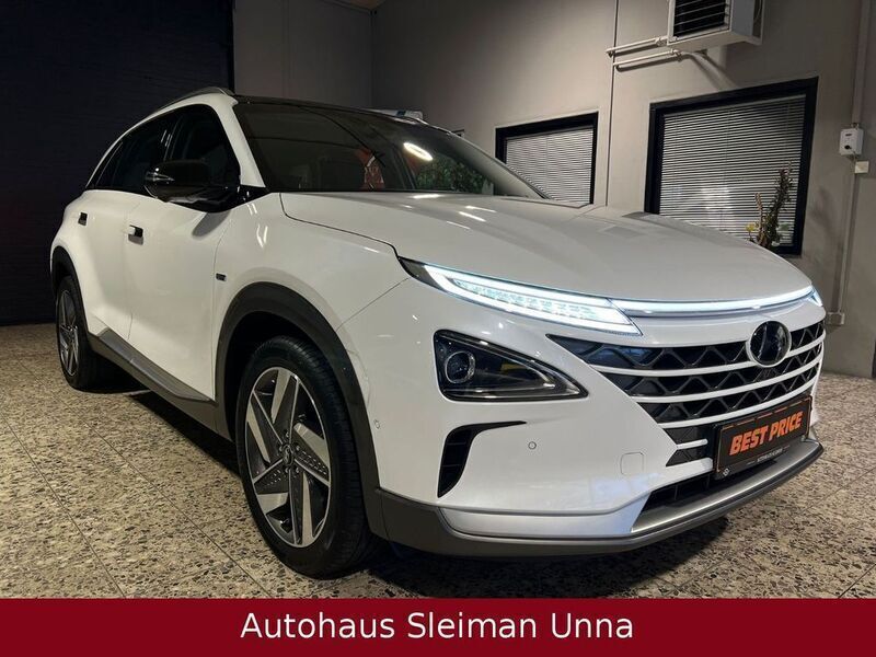 White cream / mic Gebraucht 2019 Hyundai Nexo Premium SUV | 19.990 € - Bild 1/4