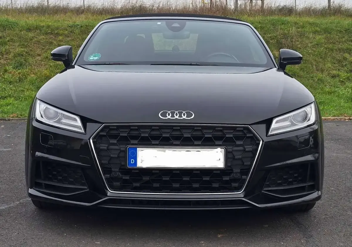 Gebraucht Audi TT Roadster 197 PS (144 kW) 2021 Schwarz Cabrio