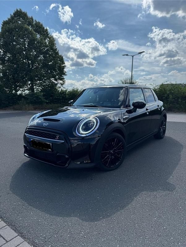 Schwarz Gebraucht 2022 Mini Cooper S Kleinwagen | 26.000 € (Fairer Preis) - Bild 1/4