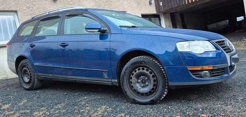 Gebraucht VW Passat Trendline 140 PS (102 kW) 2007 Blau Kombi