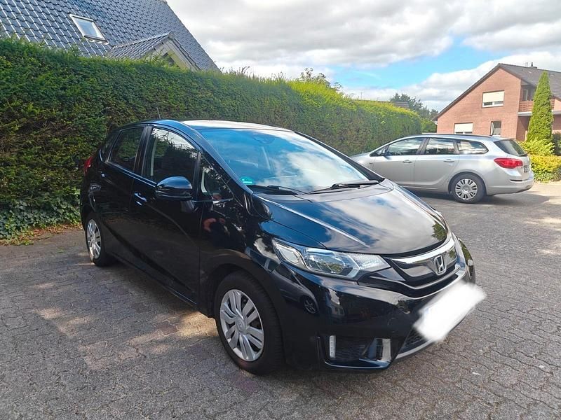 Schwarz Gebraucht 2016 Honda Jazz Trend Kleinwagen | 9.900 € (Fairer Preis) - Bild 1/4
