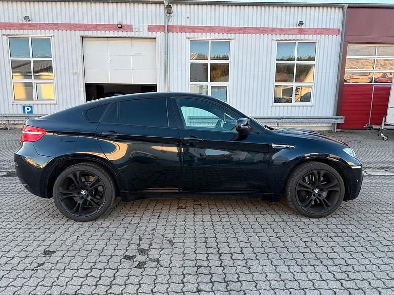 Schwarz Gebraucht 2010 BMW X6 M SUV | 18.999 € (Guter Preis) - Bild 1/4