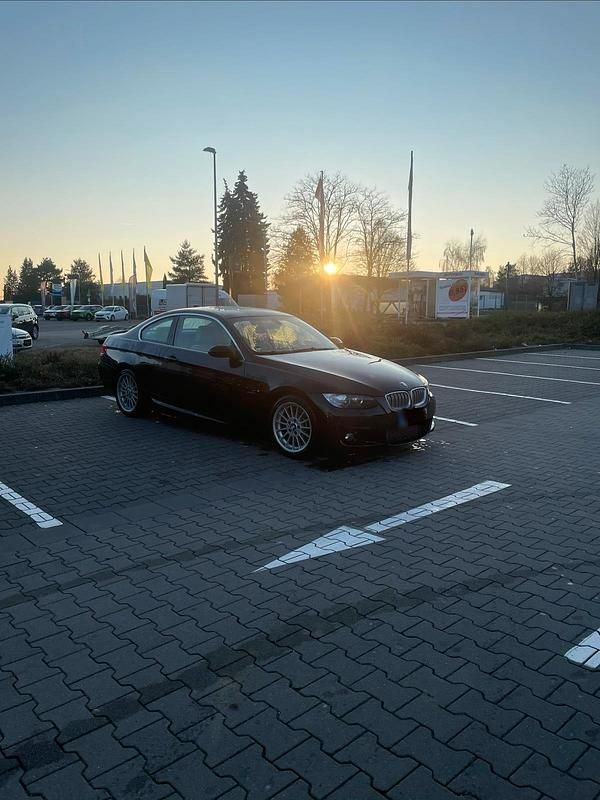 Gebraucht BMW 335 Basis 306 PS (225 kW) 2006 Schwarz Coupé