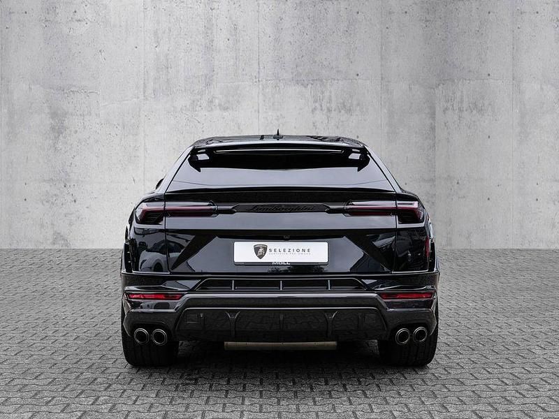 Gebraucht Lamborghini Urus 666 PS (489 kW) 2024 Nero helene (schwarz) SUV