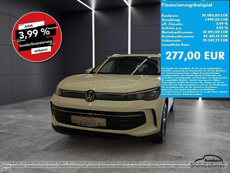Weiß Neu 2025 VW Tiguan Life SUV | 39.090 € (Superpreis) - Bild 1/4