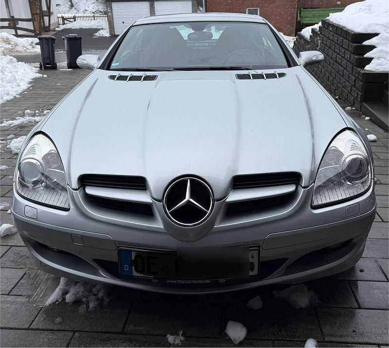 Silber Gebraucht 2005 Mercedes SLK280 Cabrio | 10.500 € (Fairer Preis) - Bild 1/4