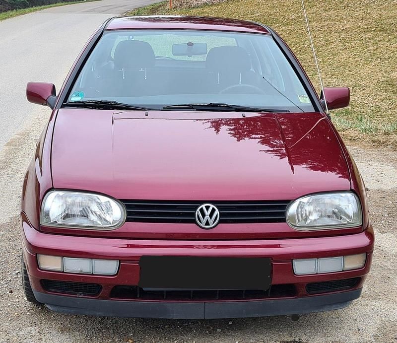 Rot Gebraucht 1997 VW Golf III Limousine | 1.670 € (Guter Preis) - Bild 1/4