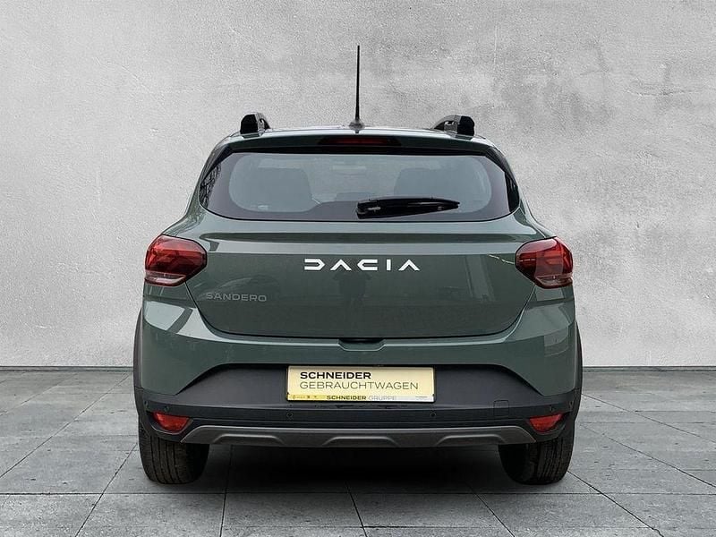 Gebraucht Dacia Sandero Expression 99 PS (72 kW) 2023 Grün Limousine