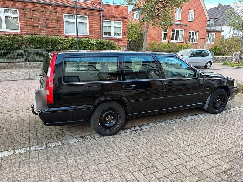 Gebraucht Volvo V70 169 PS (124 kW) 1999 Schwarz Kombi