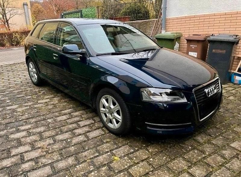 Schwarz Gebraucht 2010 Audi A3 Limousine | 5.500 € (Guter Preis) - Bild 1/4