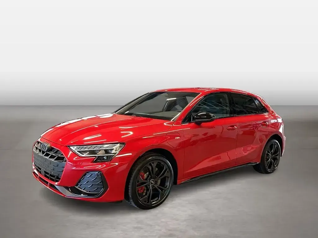 Gebraucht Audi A3 S-Line 272 PS (200 kW) 2026 Rot Limousine